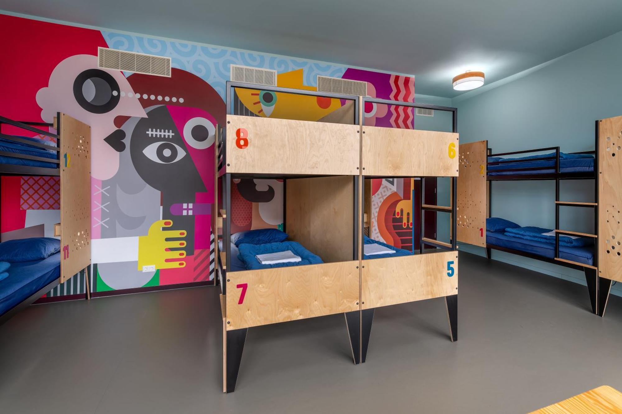 Stayokay Hostel Amsterdam Stadsdoelen - Refurbished November 2024 ภายนอก รูปภาพ
