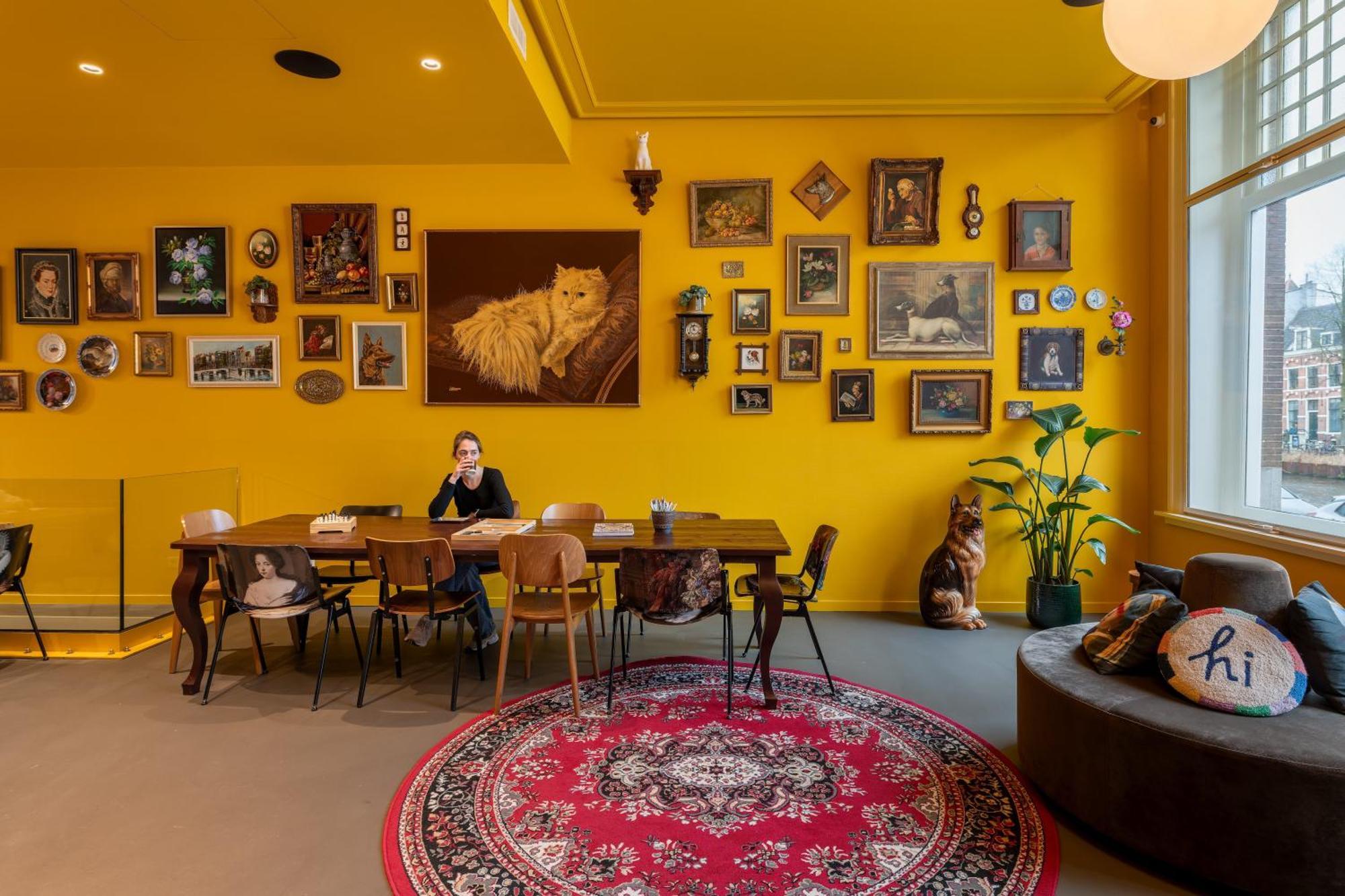 Stayokay Hostel Amsterdam Stadsdoelen - Refurbished November 2024 ภายนอก รูปภาพ